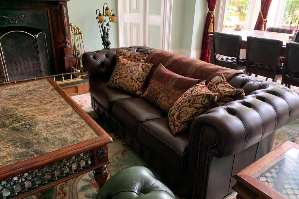 Luxurious Apartment In Historic Mansion - Sleeps 7 Ladock 외부 사진