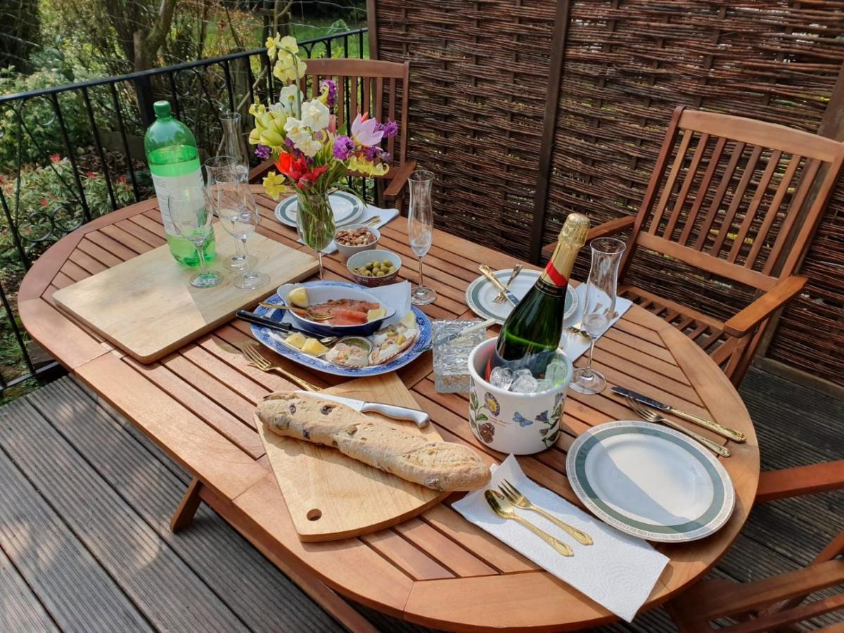 Luxurious Apartment In Historic Mansion - Sleeps 7 Ladock 외부 사진